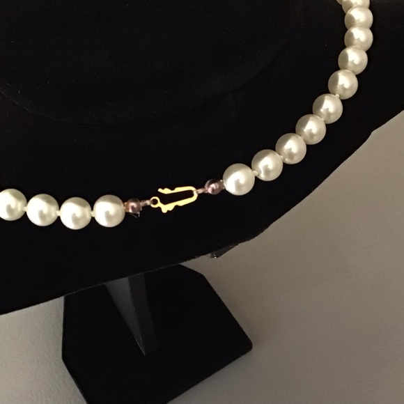 A Trio of White Necklaces! - Picture 2 of 12